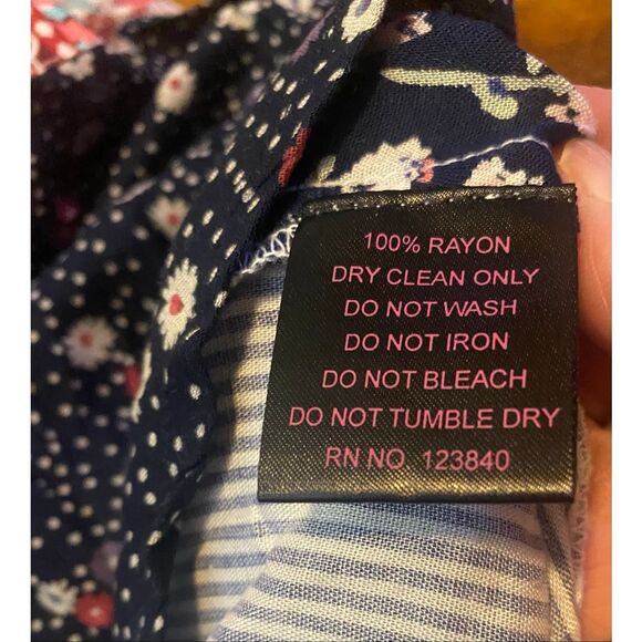 Liza Byrd Patchwork Button Down Shirt Women’s Small Rayon Long Sleeve Boho Chic - Picture 4 of 4